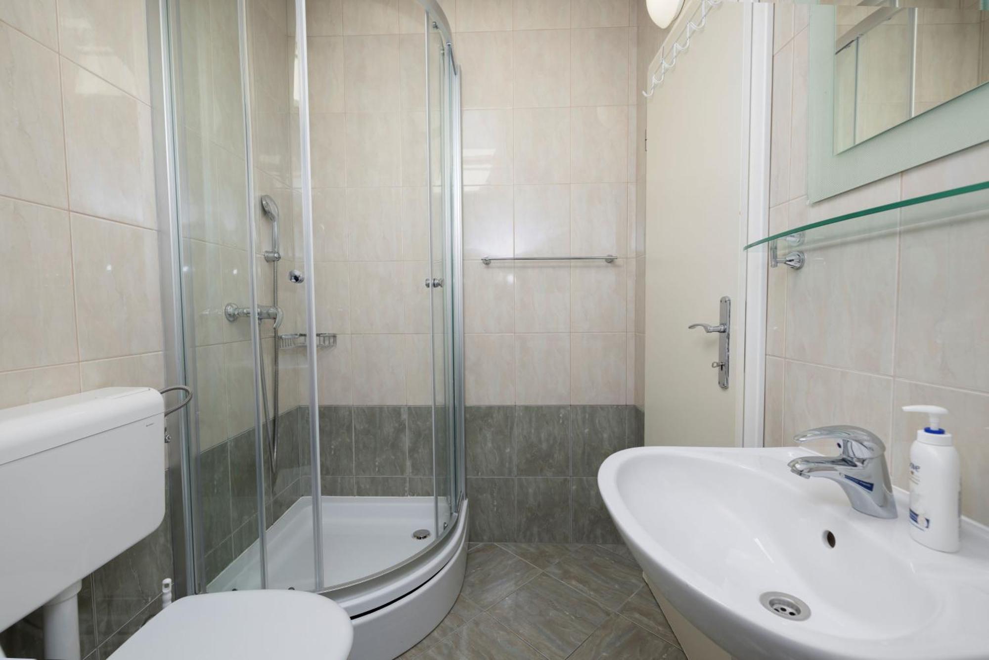 Jasminka Apartments Podgora Esterno foto