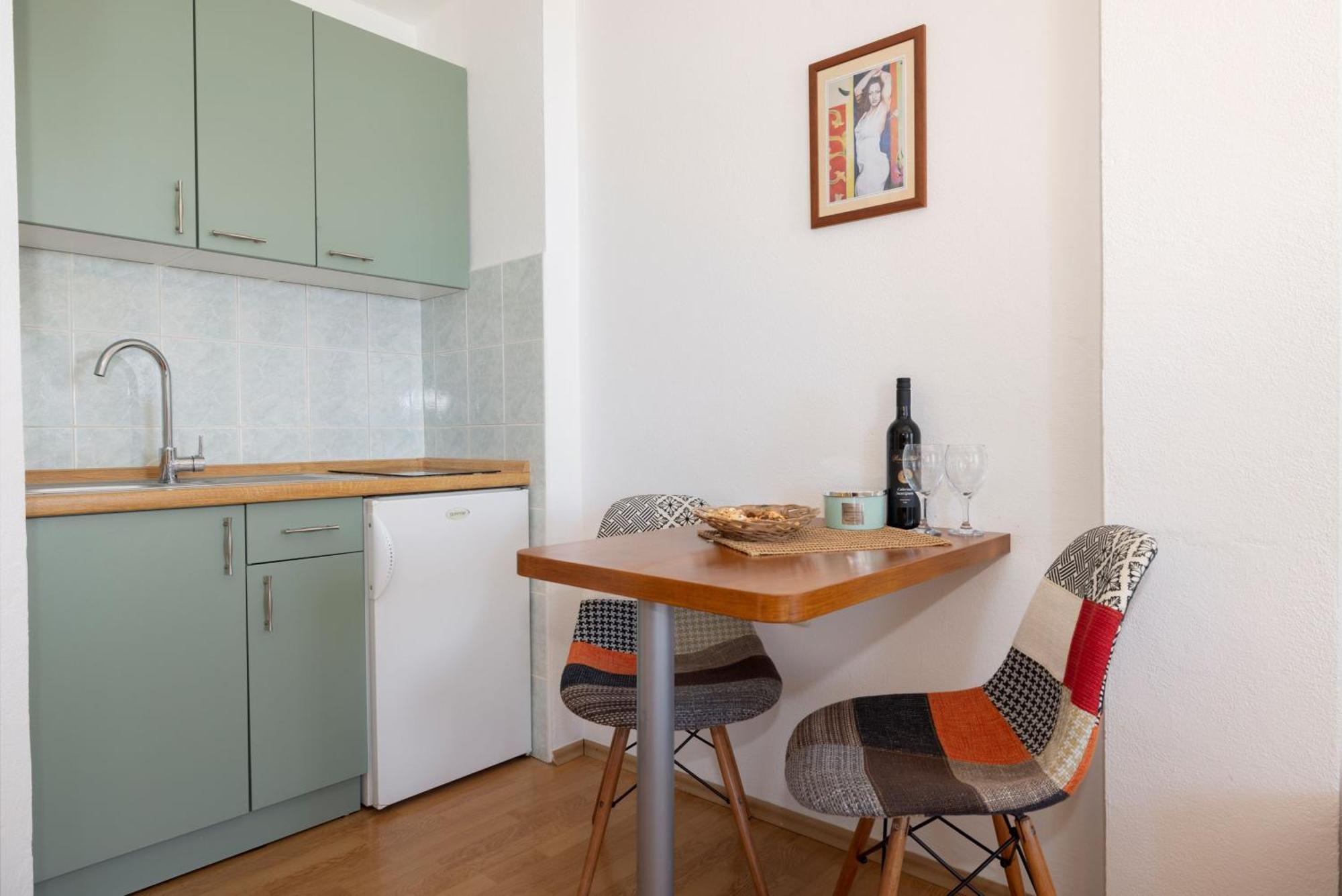 Jasminka Apartments Podgora Esterno foto